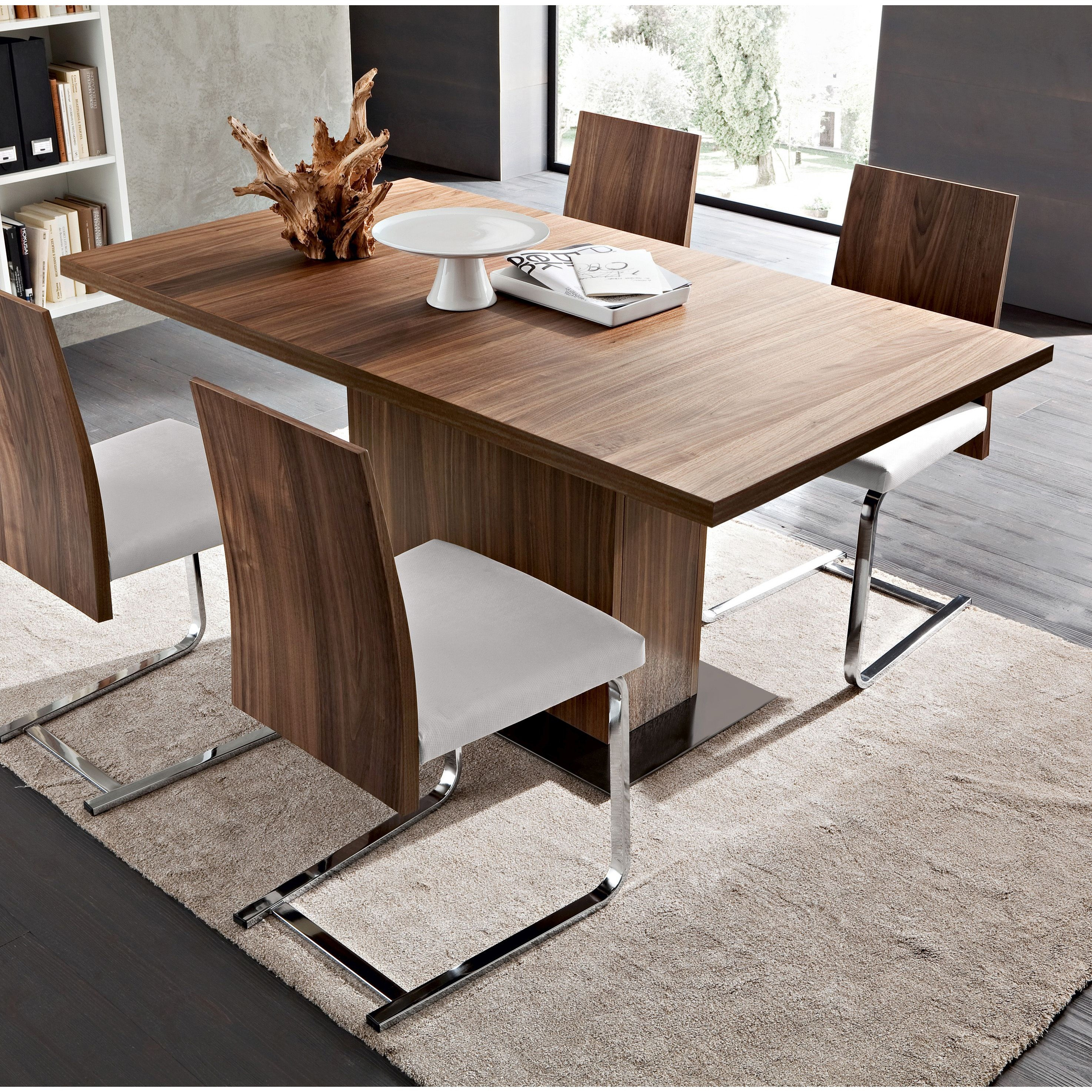 Domitalia extendable outlet dining table