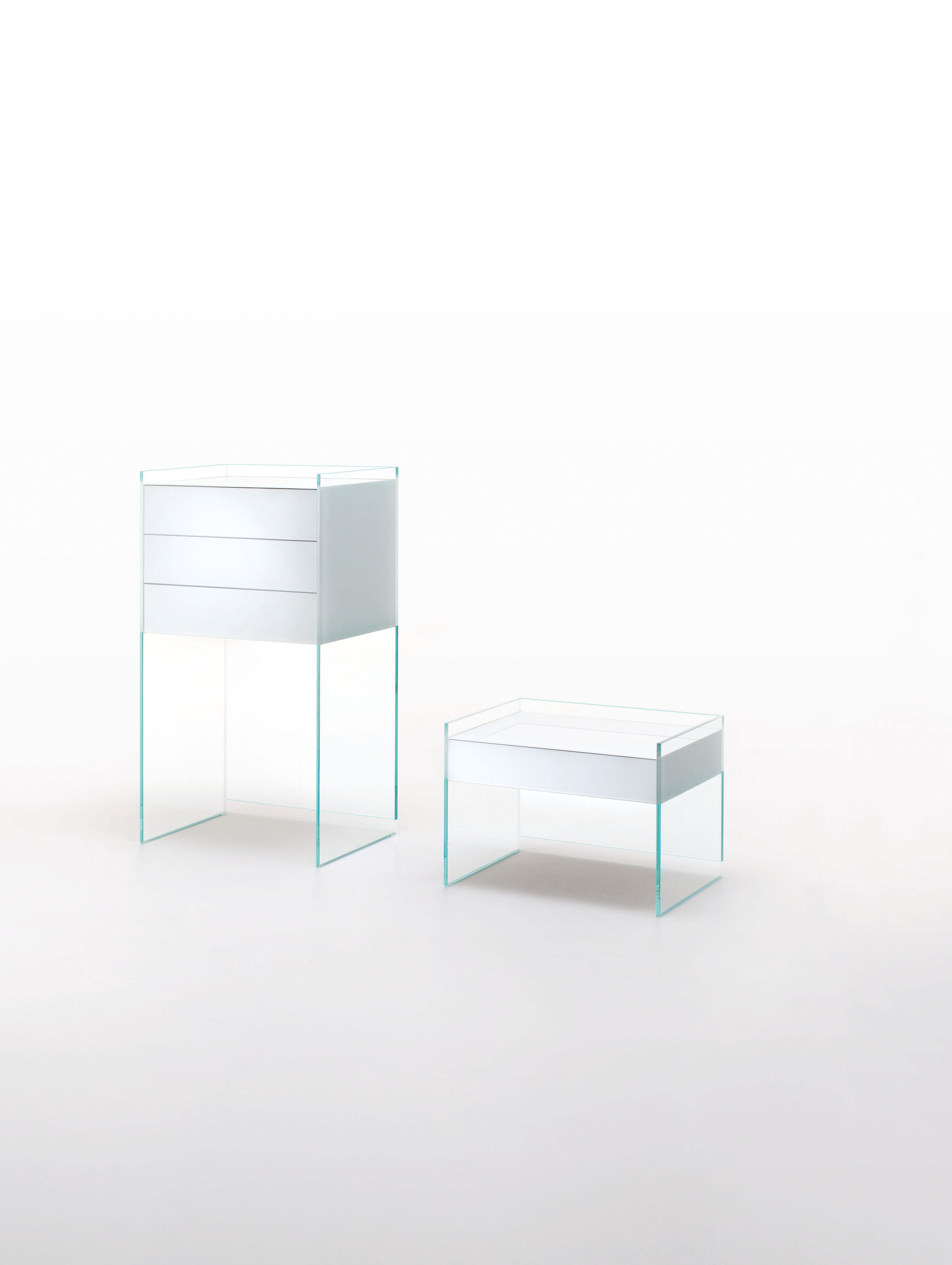 Float Chest Glas Italia