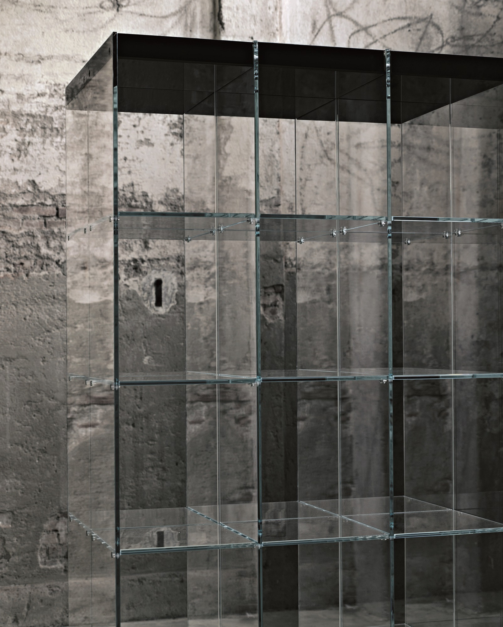 Space Bookcase Glas Italia