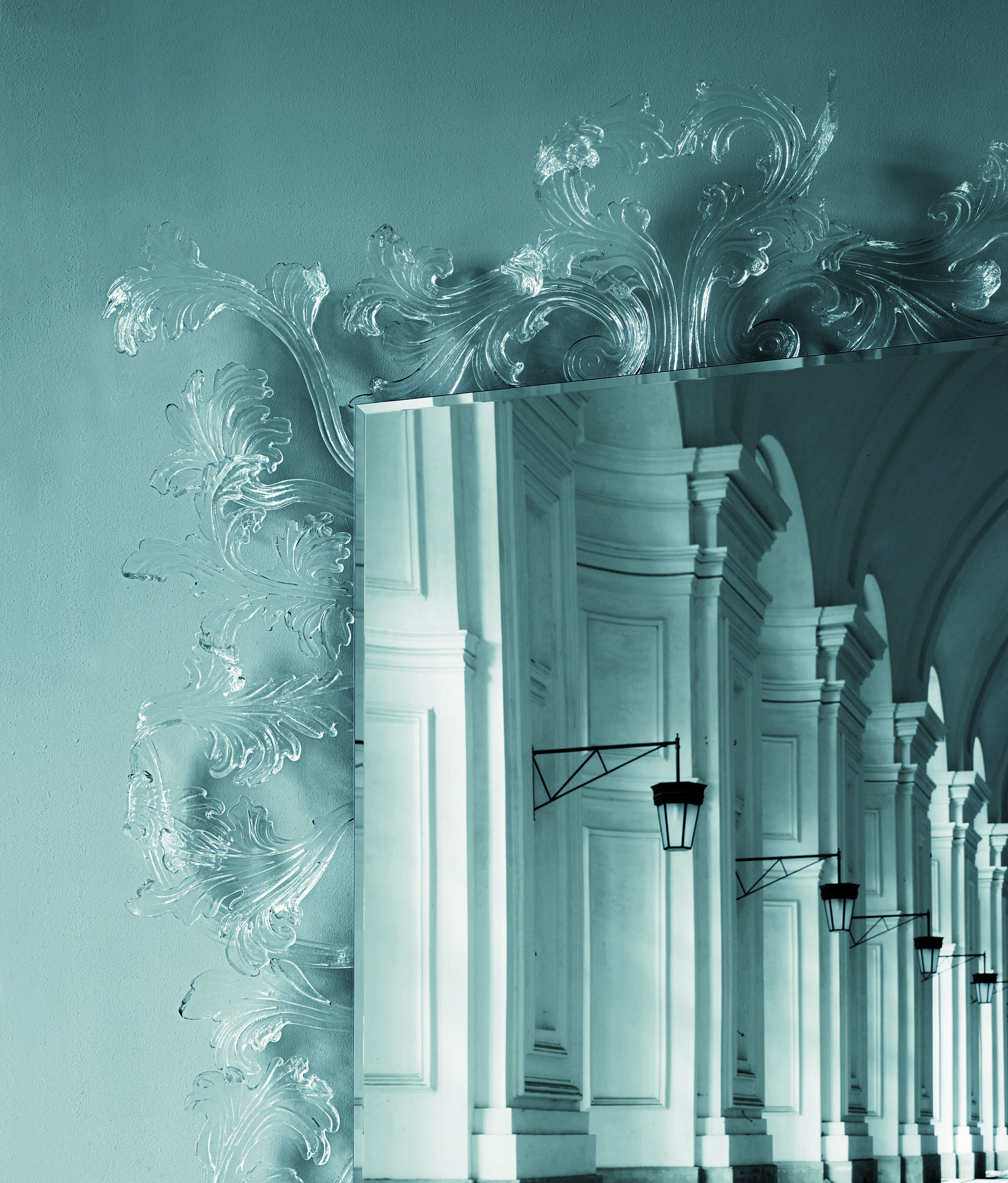 Sturm und Drang Mirror Glas Italia