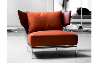 Abbraccio | Lounge chair | Erba Italia