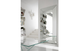 Diamante | Mirror | Urbinati