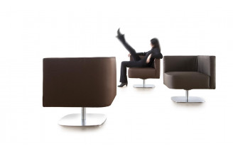 Report | Lounge chair | Erba Italia