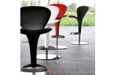 Oslo stool by Tonin Casa 