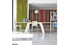 Brenta dining table by Tonin Casa