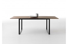 Wow Plus dining table by Horm